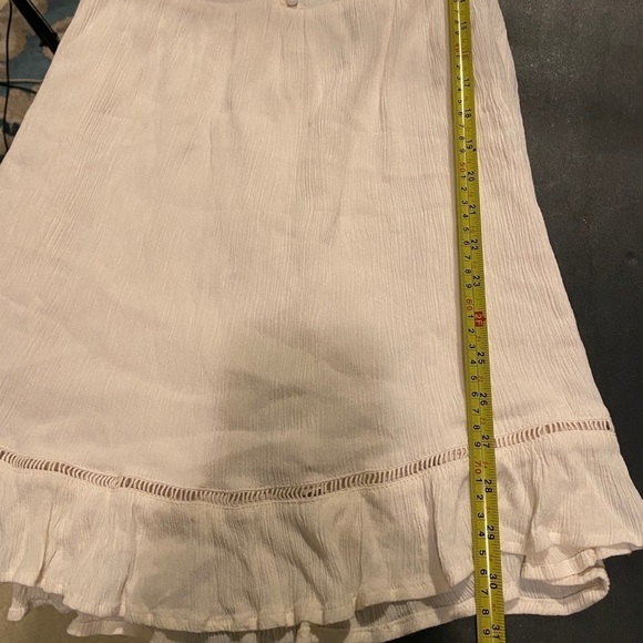 Forever 21 Mini Ivory Cream Color Dress w/ Ruffle Trim Plunging Neckline Size M - Picture 11 of 11